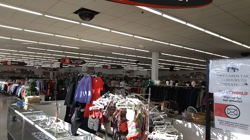 Thrift Store «Value World», reviews and photos, 11900 Detroit Ave, Lakewood, OH 44107, USA