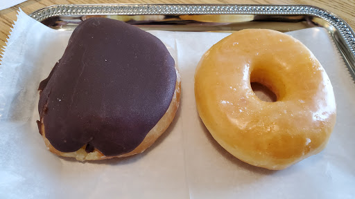 Donut Shop «Good Things Donuts», reviews and photos, 625 Eglin Pkwy NE, Fort Walton Beach, FL 32547, USA