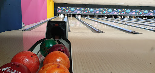 Bowling Alley «Castro Village Bowl», reviews and photos, 3501 Village Dr, Castro Valley, CA 94546, USA