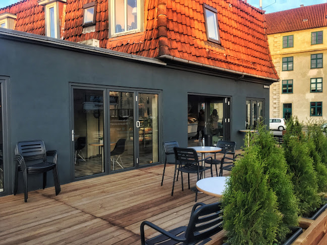 Tiffany's Café - Is - Bolsjer - Vanløse