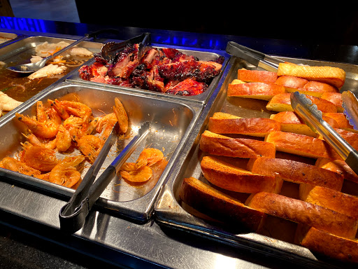 Shopping Mall «Prospect Plaza Shopping Center», reviews and photos, 18-54 Kane St, West Hartford, CT 06101, USA