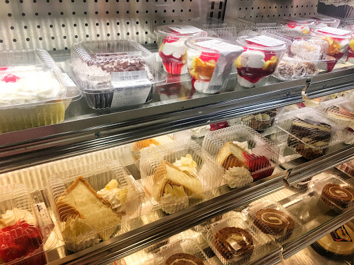 Supermarket «Giant Eagle Supermarket», reviews and photos, 6493 Strip Ave NW, North Canton, OH 44720, USA