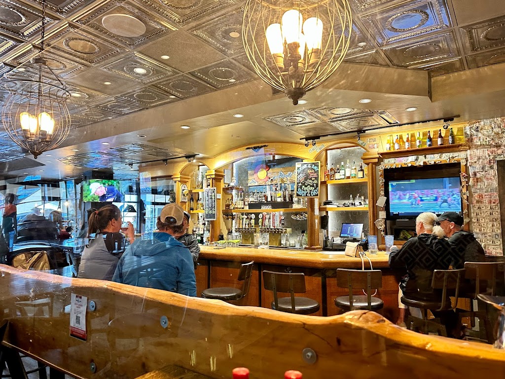 Dusty Boot Saloon 81620