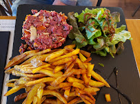 Steak tartare du Restaurant Les 100 Culottes Brasserie Bar Tapas à Lourdes - n°4