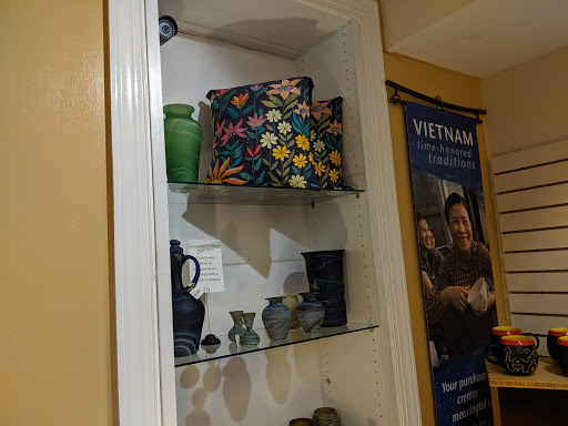 Gift Shop «Ten Thousand Villages», reviews and photos, 915 King St, Alexandria, VA 22314, USA