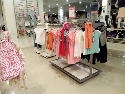 Tiendas de ropa barata en Trujillo