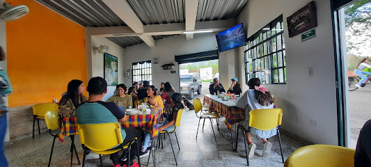 Restaurante La Salida - Guaduas, Cundinamarca, Colombia