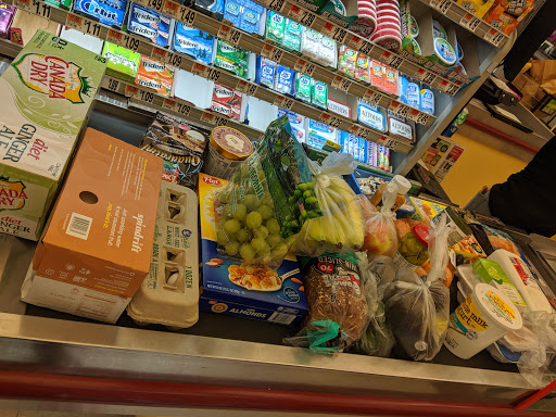 Grocery Store «Stop & Shop», reviews and photos, 1135 Farmington Ave, Berlin, CT 06037, USA