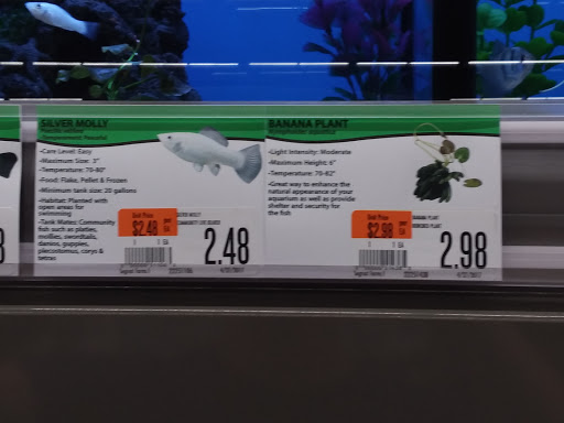 Pet Supply Store «Pet Supplies Plus», reviews and photos, 13360 W 87th St Pkwy, Lenexa, KS 66215, USA