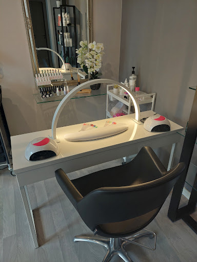 Skin & Skønhed by Niteesha in Lyngby, Lyngby-Taarbæk
