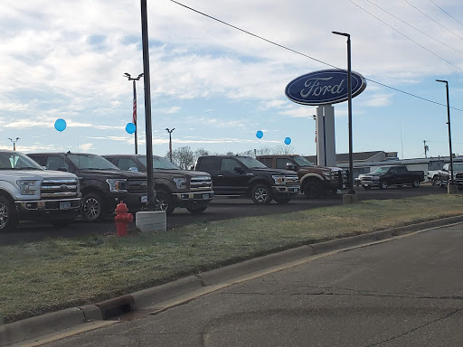 Chrysler Dealer «Dokmo Ford Chrysler», reviews and photos, 1201 MN-3, Northfield, MN 55057, USA