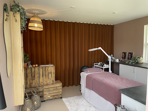 Skincare by Hammer in Hedehusene, Greve