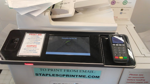 Office Supply Store «Staples», reviews and photos, 101 W Vine St, Kissimmee, FL 34741, USA