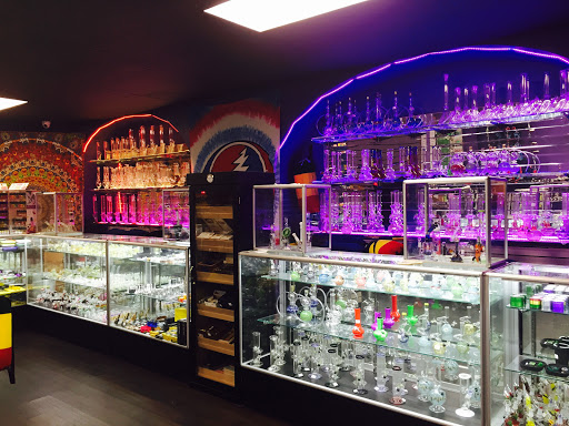 Tobacco Shop «All in One Smoke Shop», reviews and photos, 1053 W Granville Ave, Chicago, IL 60660, USA