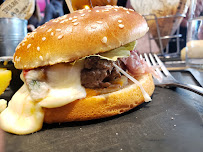 Hamburger du Restaurant Hippopotamus Steakhouse à Paris - n°2