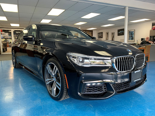 Car Dealer «Imports Unlimited», reviews and photos, 569 N Colony St, Wallingford, CT 06492, USA