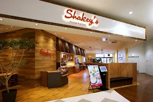 Shakey's image