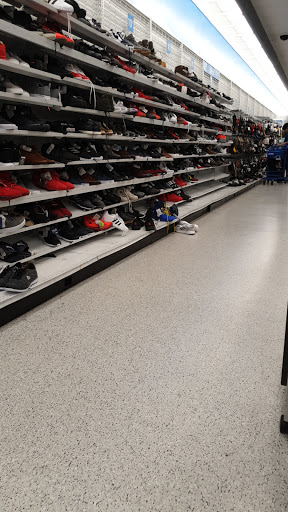 Clothing Store «Ross Dress for Less», reviews and photos, 877 E Baseline Rd, Gilbert, AZ 85233, USA