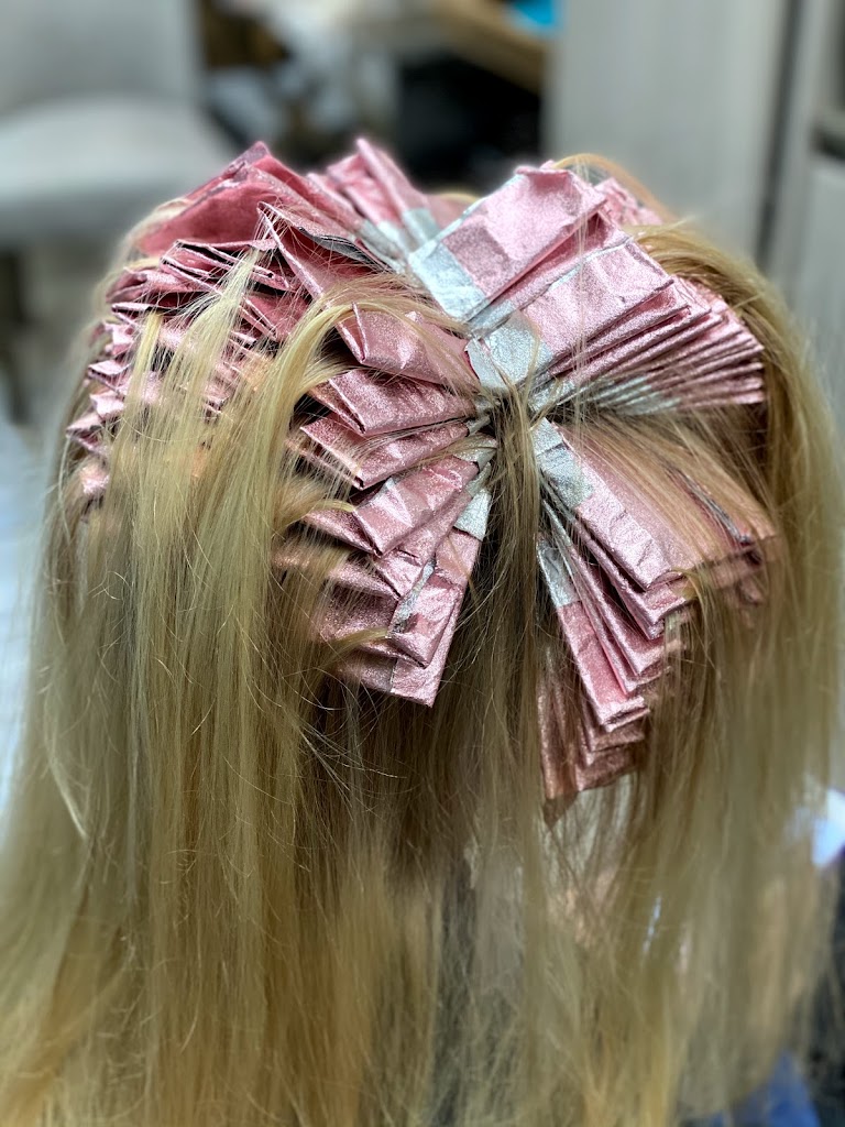 Avenue 413 Salon & Suites 40509