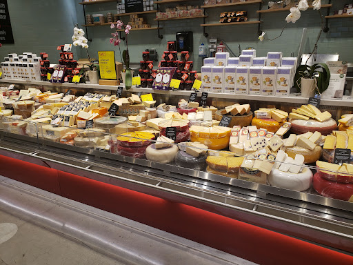 Grocery Store «Whole Foods Market», reviews and photos, 1925 Hughes Landing Blvd #100, The Woodlands, TX 77380, USA