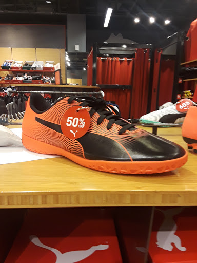Shoe Store «PUMA», reviews and photos, 11401 NW 12th St #286, Miami, FL 33172, USA