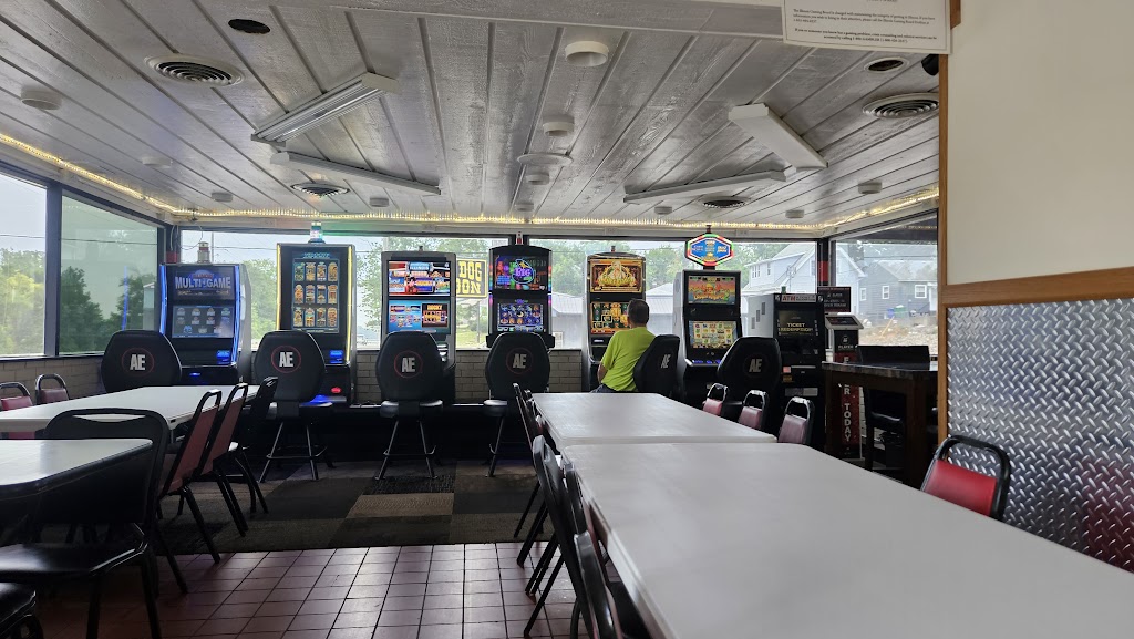 Waterfront Cafe 62521