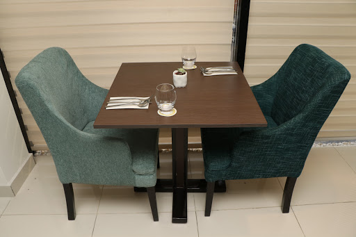 Black Olive Restaurant, 63 Awolowo Rd, Ikoyi 101233, Lagos, Nigeria, Hamburger Restaurant, state Lagos