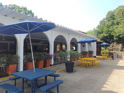 Restaurante Hotel Bosques De Athan - Ricaurte, Cundinamarca, Colombia