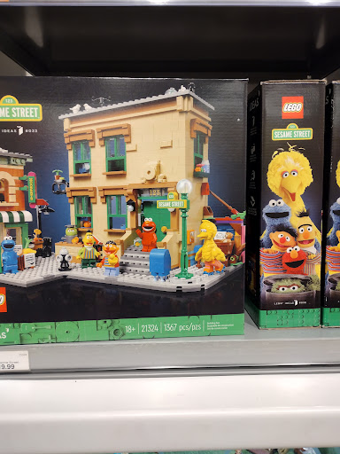 Toy Store «The LEGO Store», reviews and photos, 1 Mills Cir, Ontario, CA 91764, USA