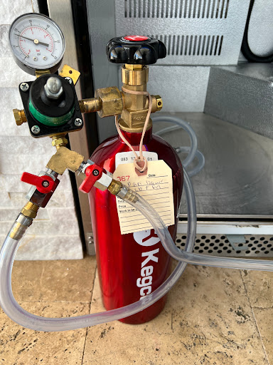 Liquor Store «PAPI LIQUORS and KEGS», reviews and photos, 1446 W 49th St, Hialeah, FL 33012, USA