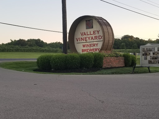 Winery «Valley Vineyards», reviews and photos, 2276 US-22 & OH-3, Morrow, OH 45152, USA