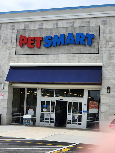 Pet Supply Store «PetSmart», reviews and photos, 2101 NJ-35, Holmdel, NJ 07733, USA
