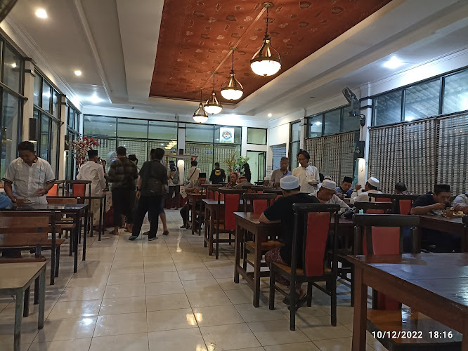 Restoran Prasmanan Terbaik di Kabupaten Gresik dengan Jumlah Tempat yang Menarik