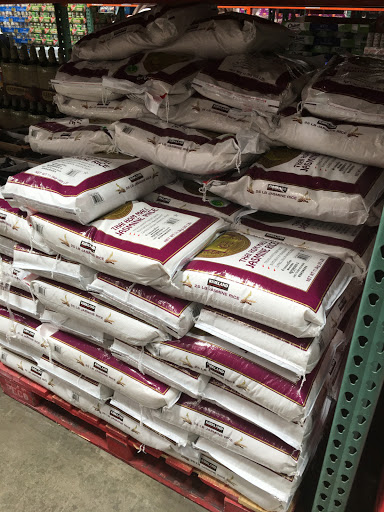 Warehouse store «Costco Wholesale», reviews and photos, 125 Beacon Dr, Holbrook, NY 11741, USA