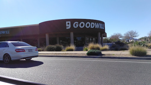 Thrift Store «Hayden & Raintree Goodwill Retail & Donation Center», reviews and photos, 8053 E Raintree Dr, Scottsdale, AZ 85260, USA