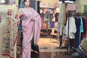 Srishtishree Shopping Outlet image