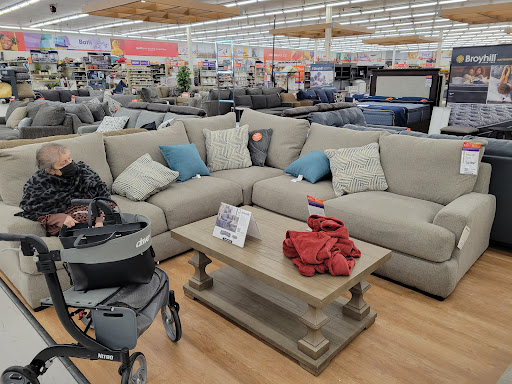 Discount Store «Big Lots», reviews and photos, 23351 Eureka Rd, Taylor, MI 48180, USA