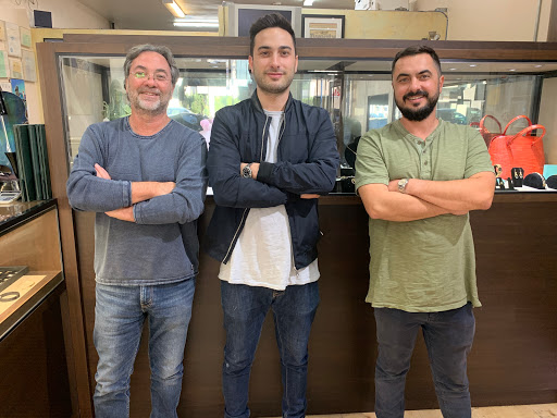 Jeweler «La Jolla Jewelry & Loan», reviews and photos, 8246 California Route 2, West Hollywood, CA 90046, USA