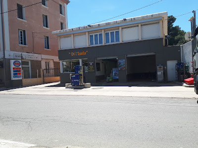 Station Esso - Stazione Esso à L'Île-Rousse