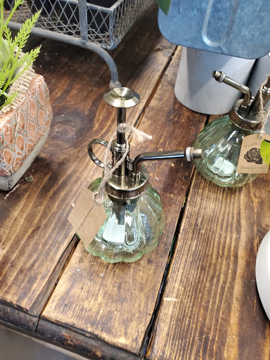 Shopping Mall «Tannery Shopping Center», reviews and photos, 50 Water St, Newburyport, MA 01950, USA