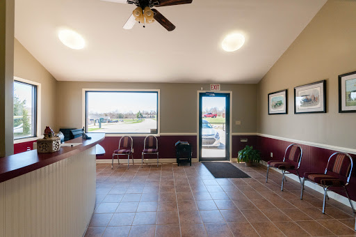 Auto Body Shop «Jim Williams Body Shop», reviews and photos, 100 Elk Park Dr, Taylorsville, KY 40071, USA