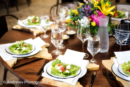 Caterer «Chowgirls Killer Catering», reviews and photos, 336 Hoover St NE, Minneapolis, MN 55413, USA