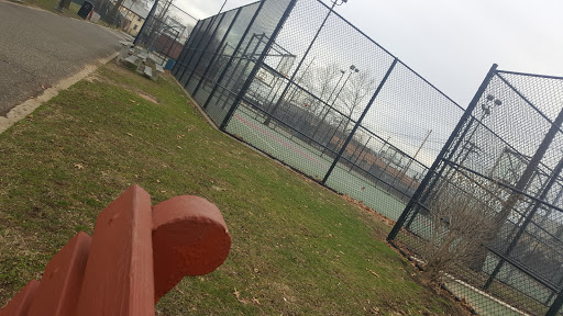 Park «Martin Bunky Reid Park», reviews and photos, Broadway Ave & Urban Ave, Westbury, NY 11590, USA