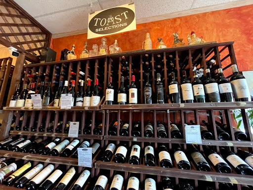 Wine Store «Toast Wines & Spirits», reviews and photos, 984 Farmington Ave B, West Hartford, CT 06107, USA