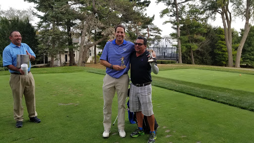 Golf Club «Indian Hill Club», reviews and photos, 1 N Indian Hill Rd, Winnetka, IL 60093, USA