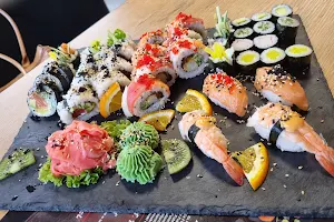 Sushi TUTAJ image