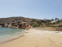 Fotografie cu Tzamaria Beach zonele de facilități