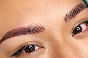 Magica Brows and Beauty image