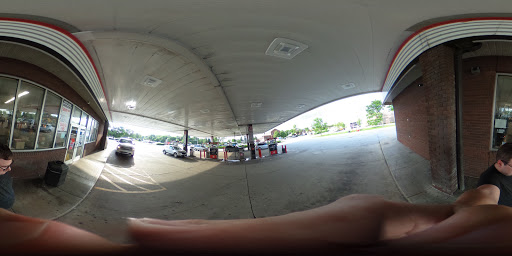 Gas Station «Speedway», reviews and photos, 436 W Army Trail Rd, Bloomingdale, IL 60108, USA