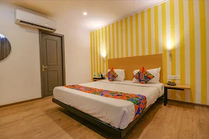 FabHotel Chattarpur Enclave - Hotel in Chattarpur, New Delhi image